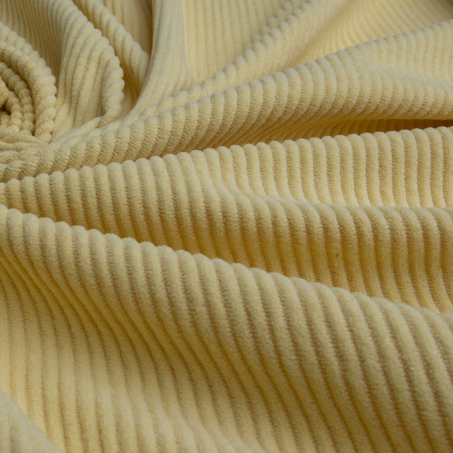 Veludo Cotelê Amarelo Claro
