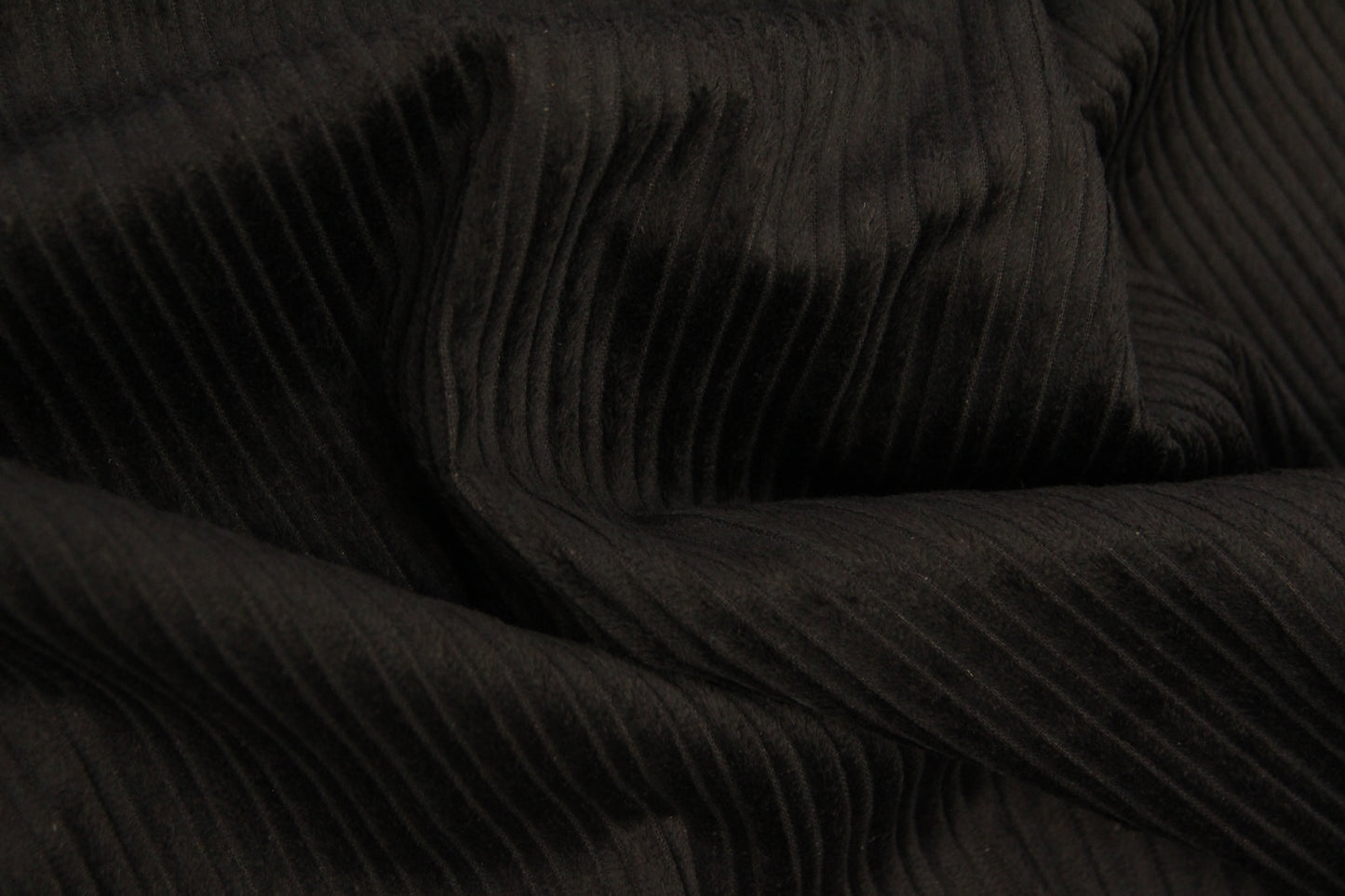 Veludo Cotelê Fantasia Preta