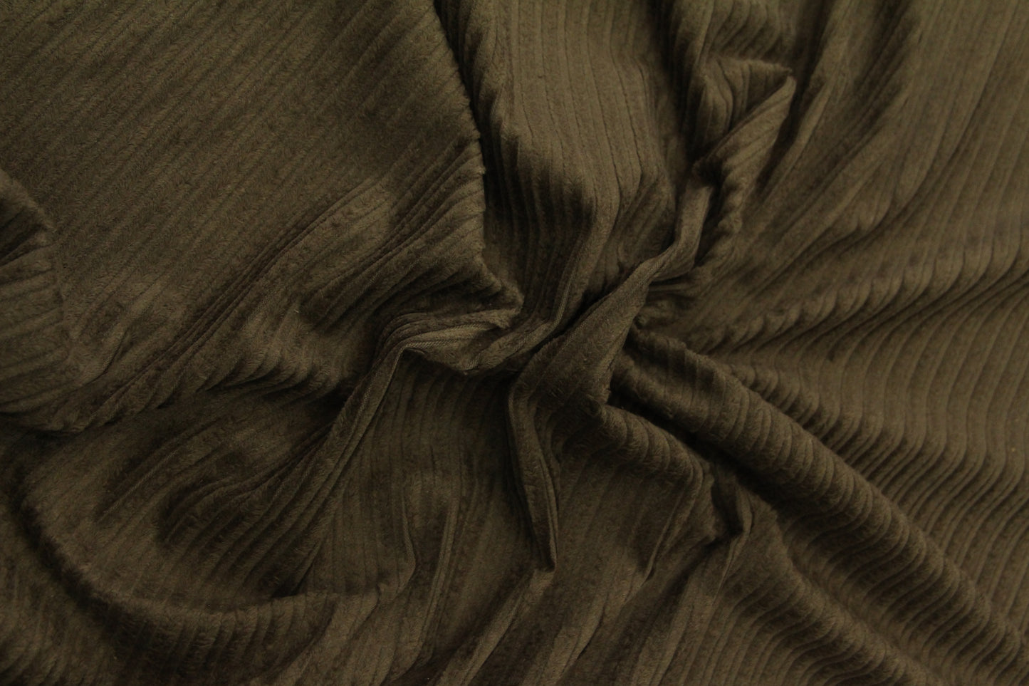 Veludo Cotelê Fantasia Verde Musgo