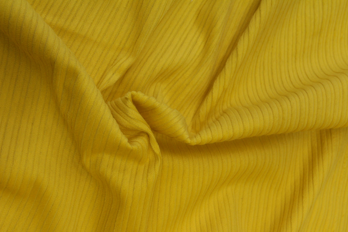 Veludo Cotelê Fantasia Amarelo