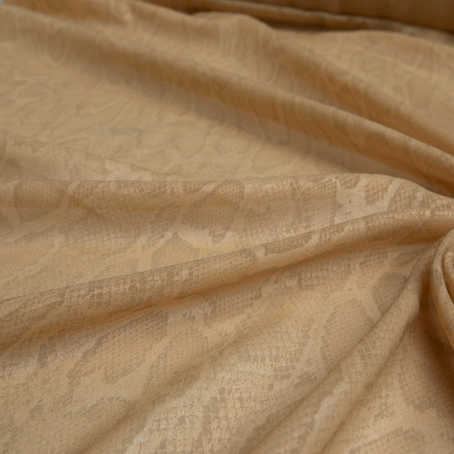 Chifon Foil Bicho Dourado