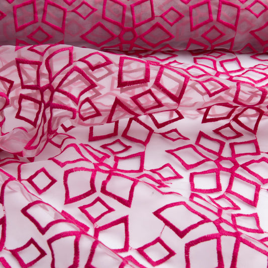 Bordado Geométrico Organdy Pink