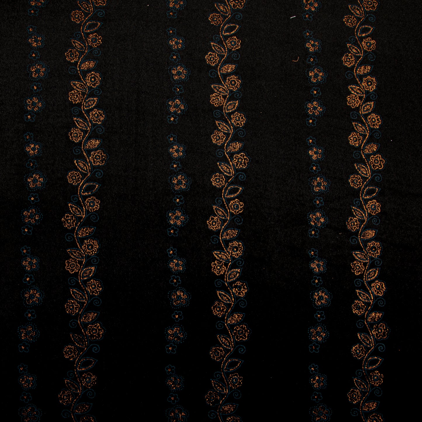 Veludo Estampado Preto Des A3