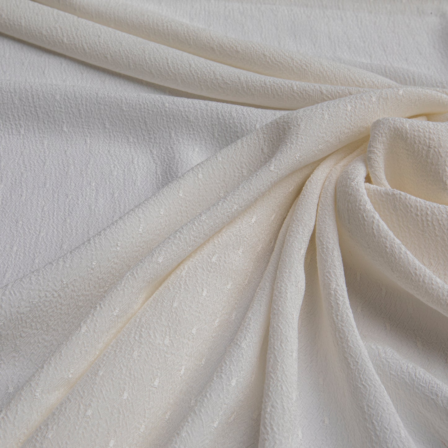 Visco Crepe Poa Cru / Off White
