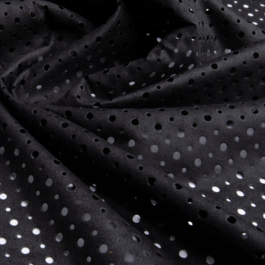 Suede Perfurado Preto