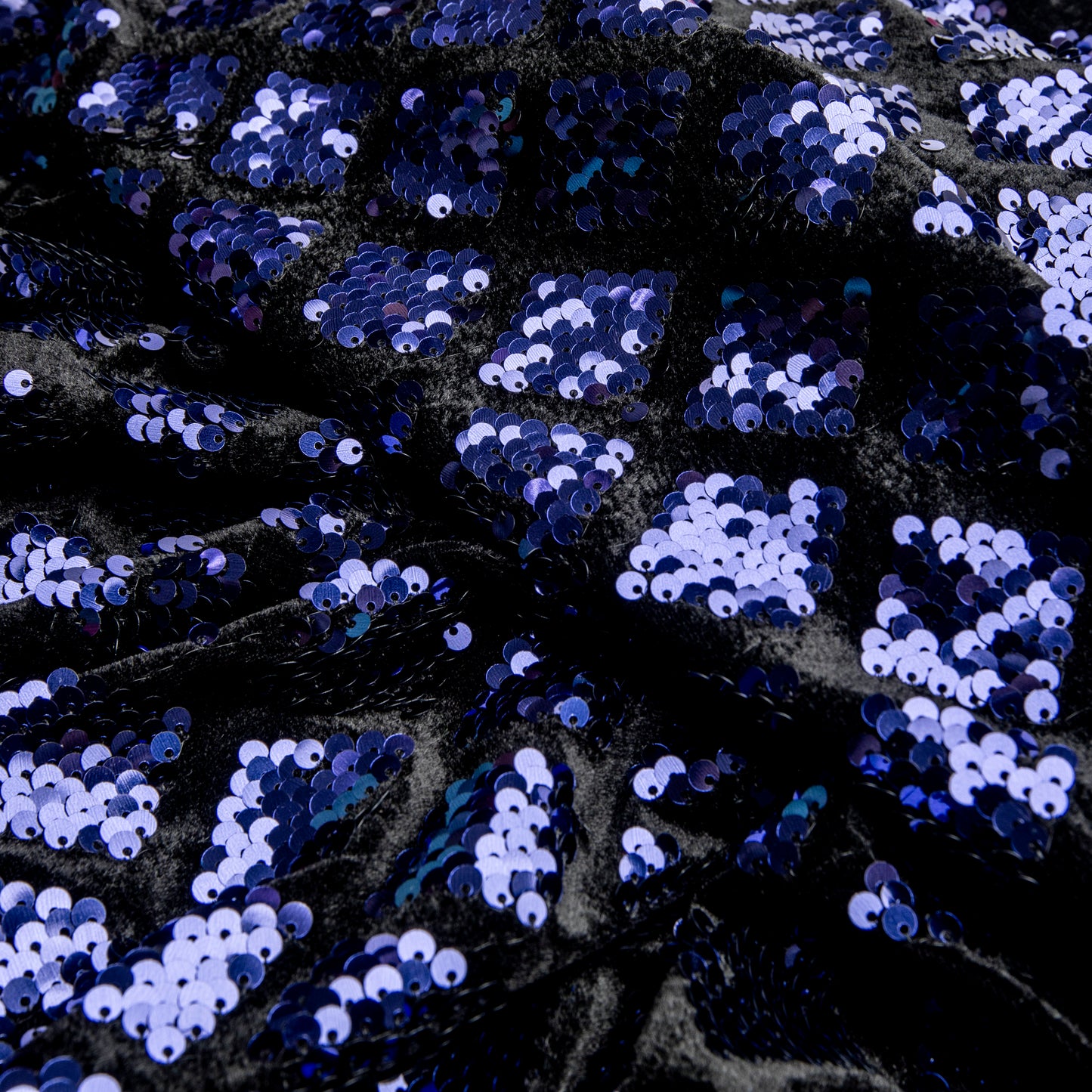 Veludo Paetê Bordado Losango Violeta