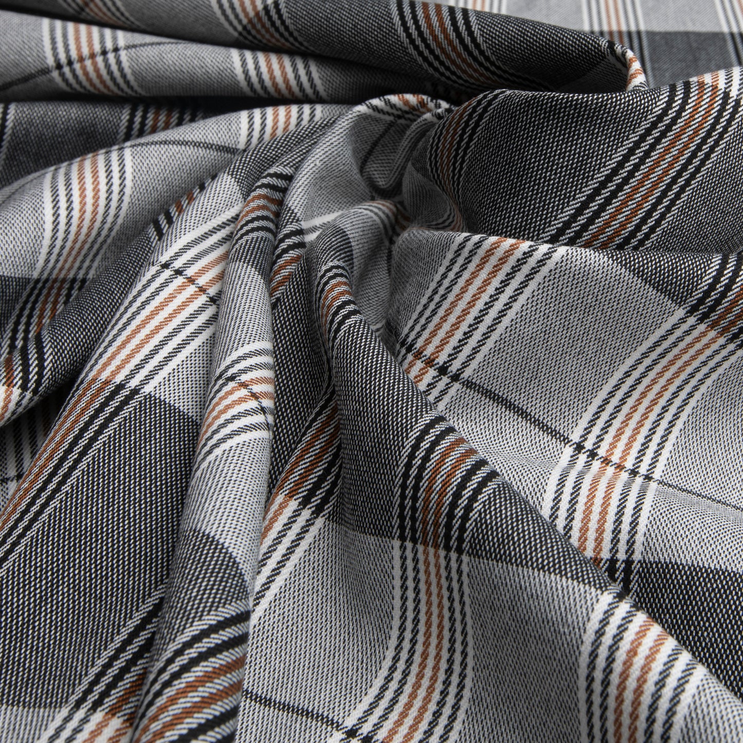 Tweed Simon Preto