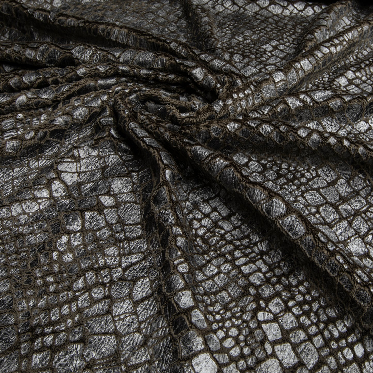 Pele Croco Com Foil Verde Bandeira