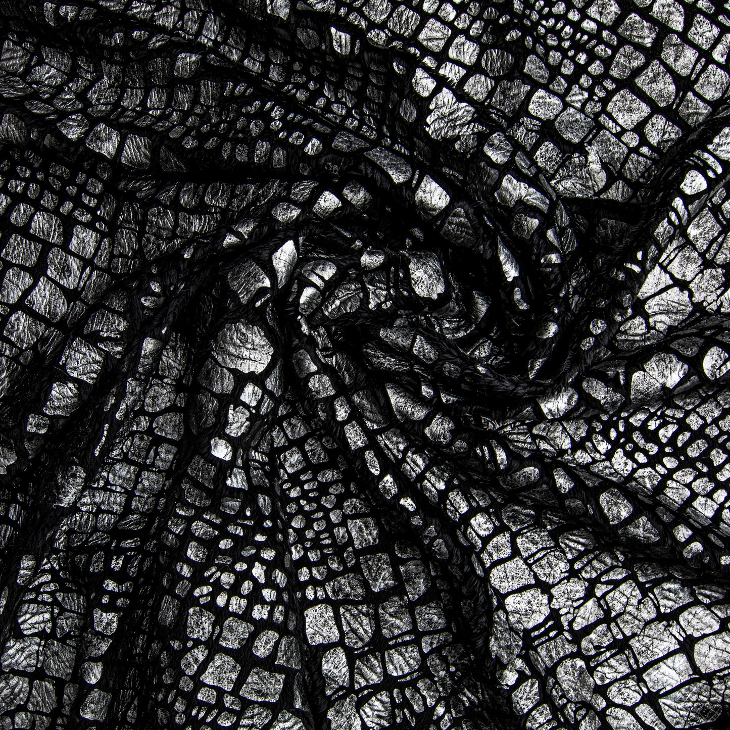 Pele Croco Com Foil Preto