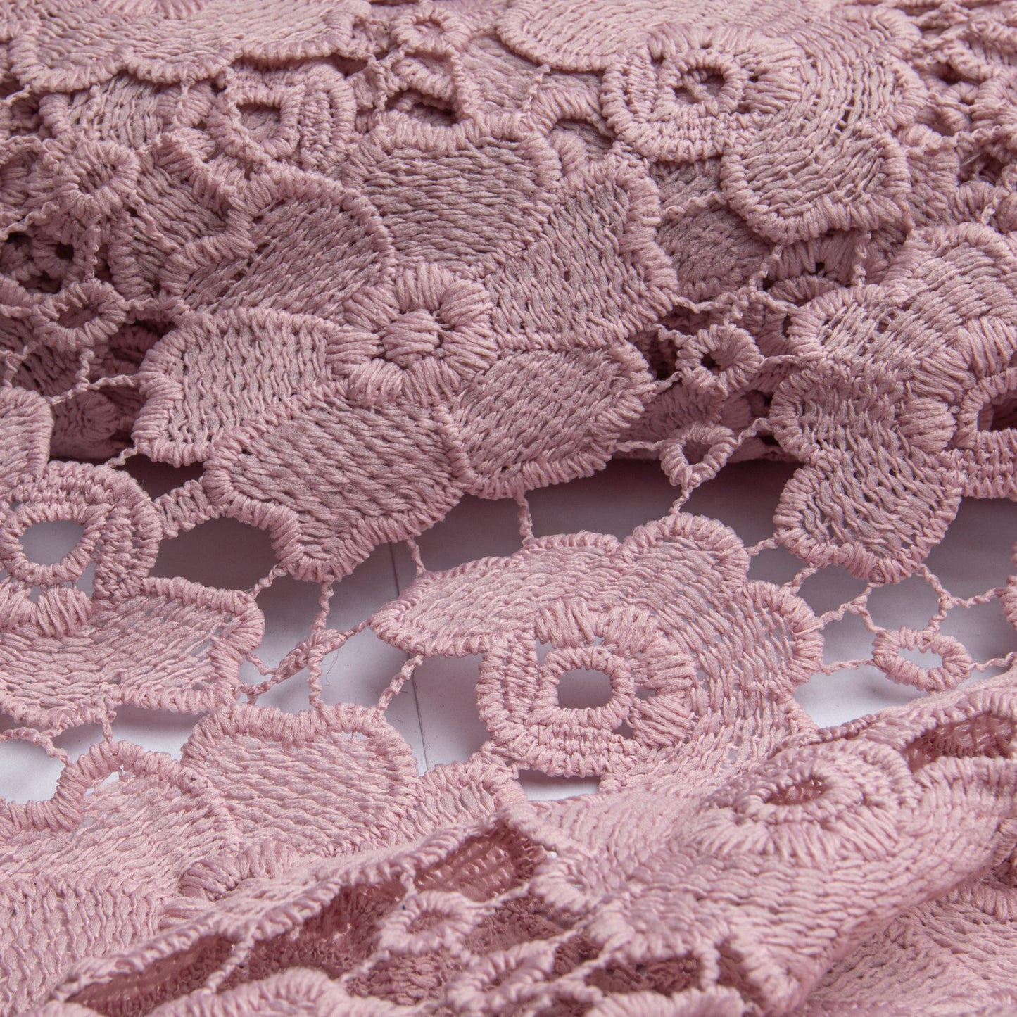 Guipir Floral Rosa Claro