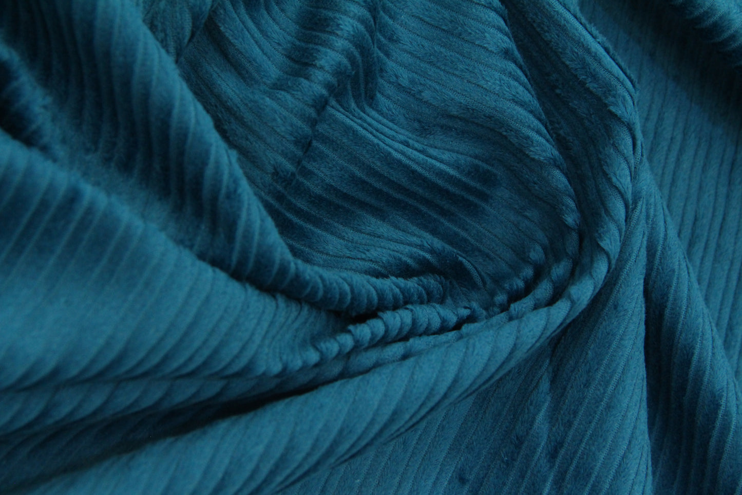 Veludo Cotelê Fantasia Azul Furtivo