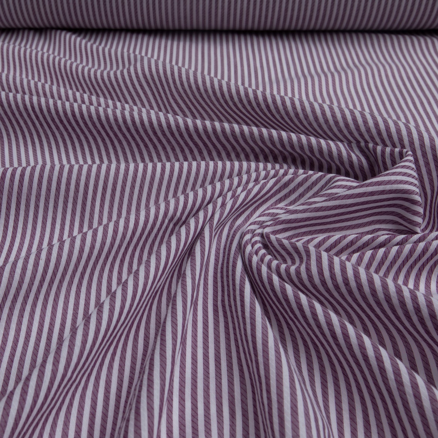 Camisaria Twill Listrada Bordô