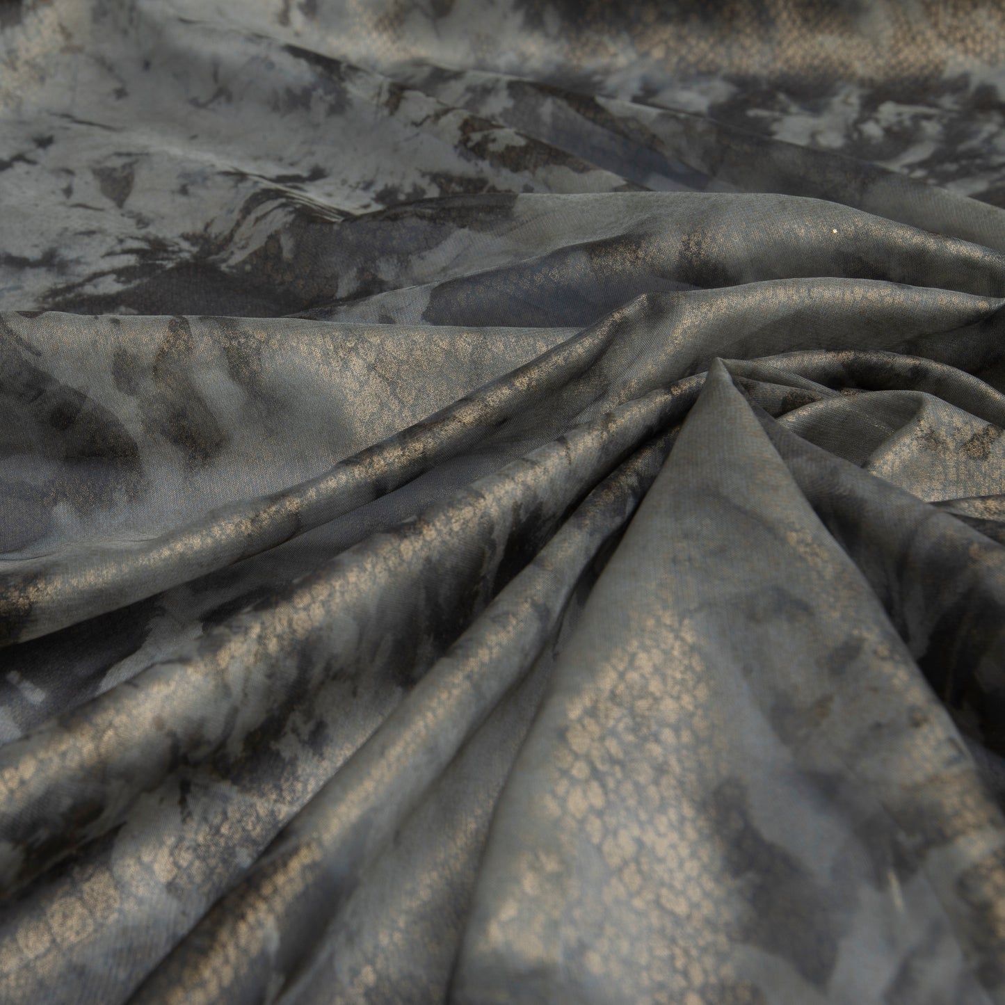 Chiffon Tie Dye Foil  Cinza